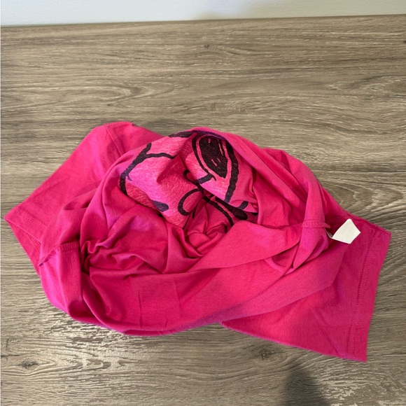 Mighty Fine Peanuts Snoopy in Tuxedo and Top Hat Pink T-Shirt Size M Runs Small - Picture 3 of 16